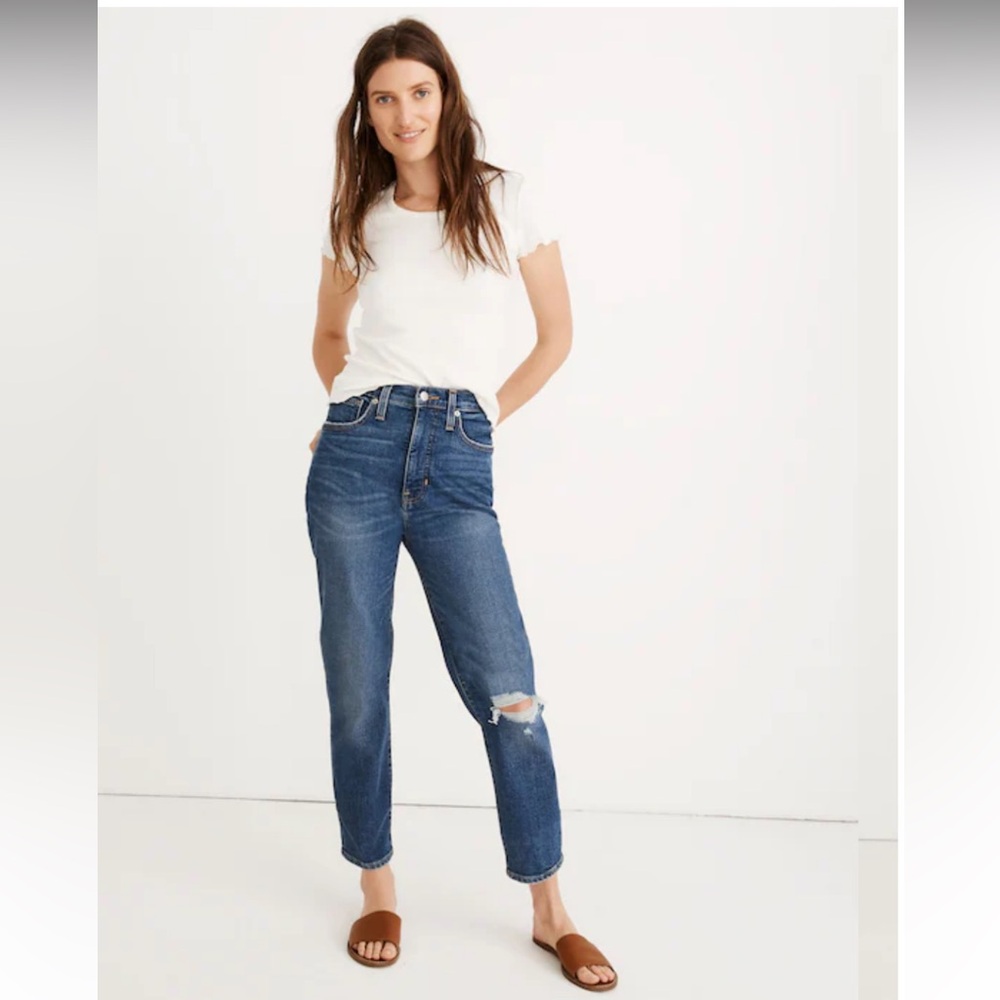 Madewell The Momjean: Comfort Stretch Edition size 27 medium dark wash high rise